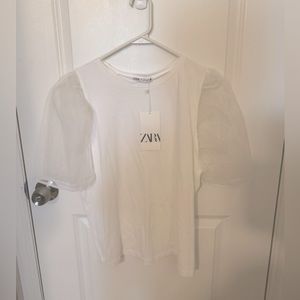 Zara NWT white shirt with organza puffy sleeves size l